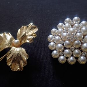 Gold and Pearl Floral Brooch Set